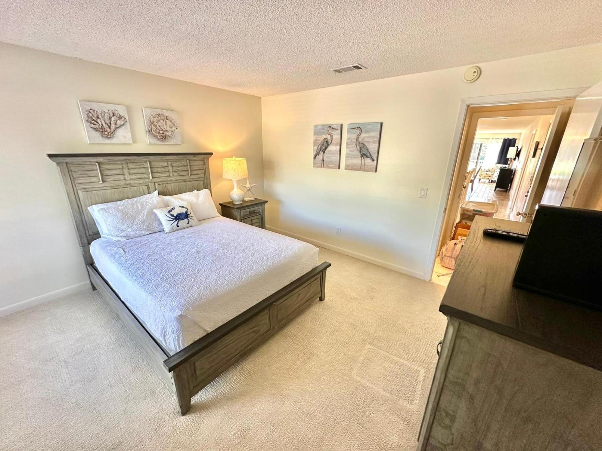 912 Harbour Point *